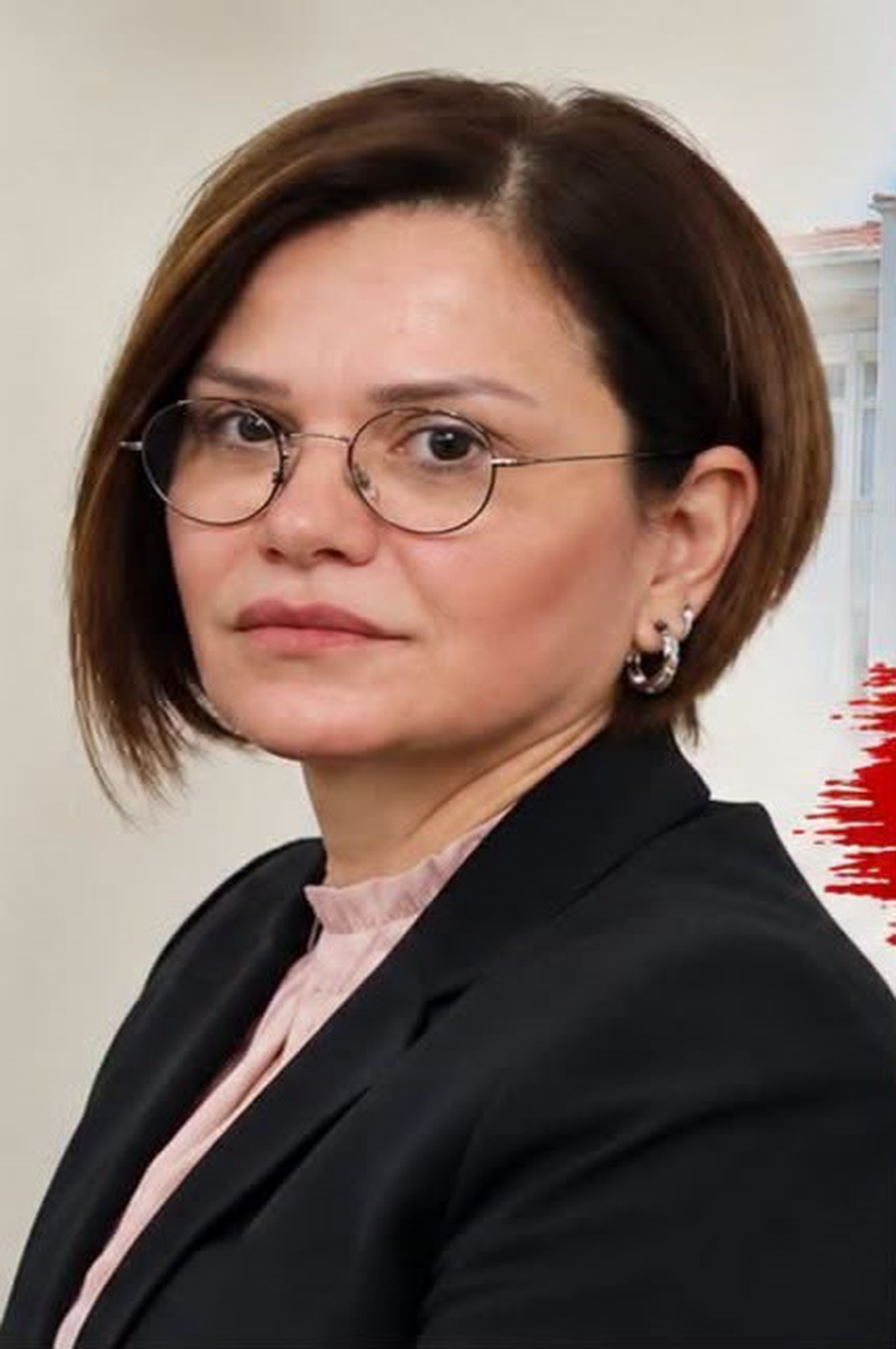 Bolvadin Emniyet Müdürlüğü\'ne atanan Serap Yılmaz, ilçenin ilk kadın müdürü oldu