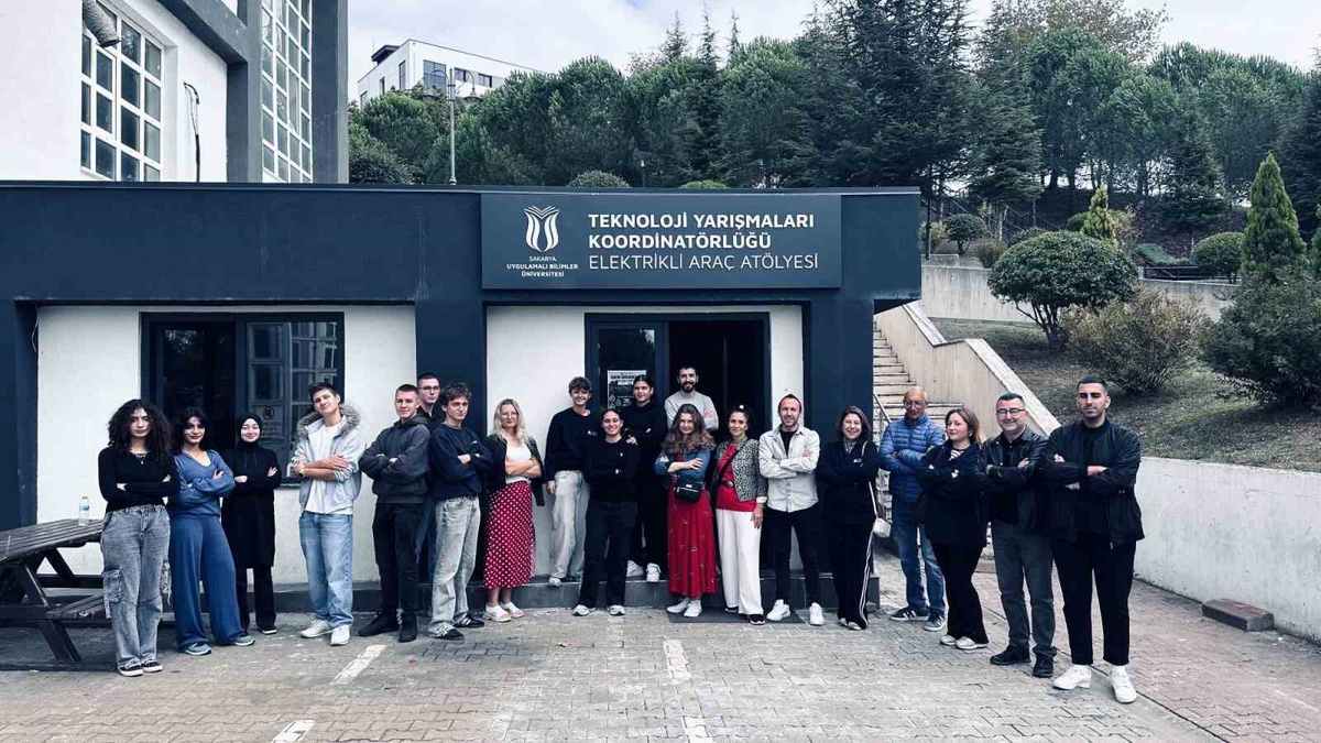 SUBÜ, İtalya ve Polonya\'dan gelen katılımcılara dijital dönüşüm eğitimi verdi