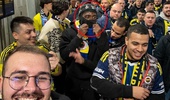 Tanınmamak için kar maskesi taktı ama işe yaramadı! Fenerbahçe maçında sürpriz