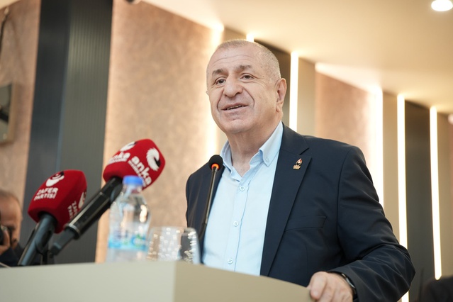 Özdağ, Halk TV'ye kayyım atanmasını 'Halk yeter artık diyecek' sözleriyle eleştirdi