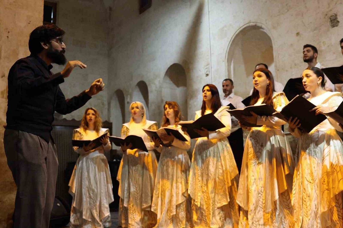 Vox Humanis, Gazzeli çocuklar için bestelediği eseri Şanlıurfa\'da seslendirdi