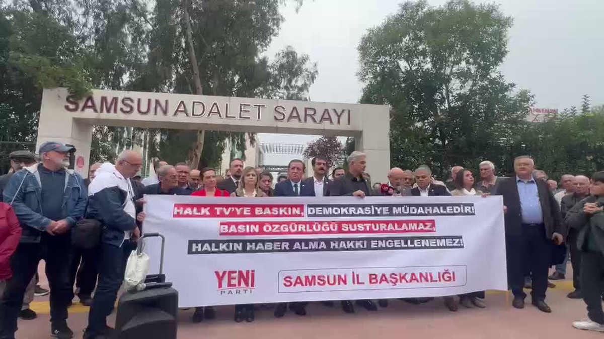 YENİ Parti Samsun, Halk TV\'ye kayyım atanmasına Adalet Sarayı önünde tepki gösterdi