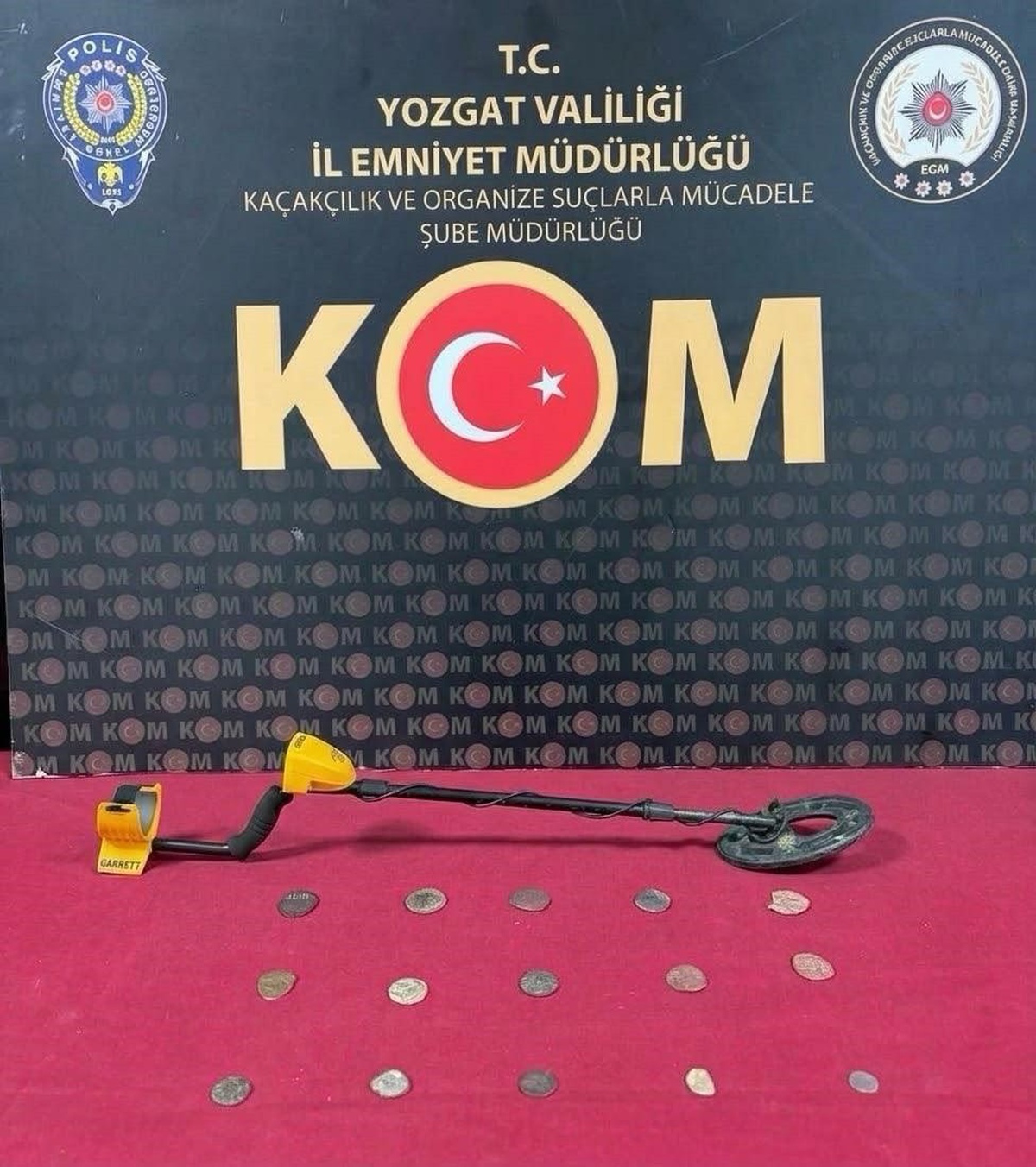 Yozgat\'ta KOM ekiplerinin operasyonunda 15 tarihi eser ve el dedektörü ele geçirildi