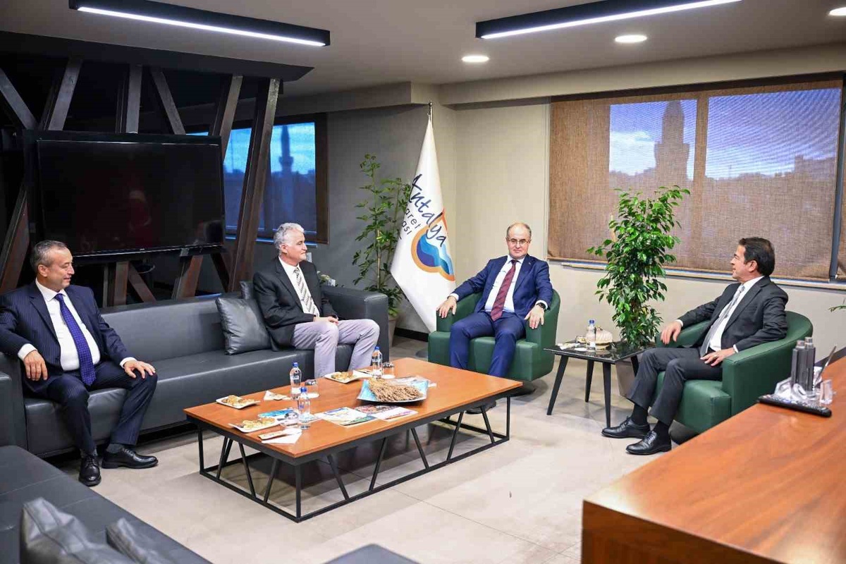Antalya Defterdarı Karayılan, ATB\'de gelir vergisinde yüzde 80 artış açıkladı