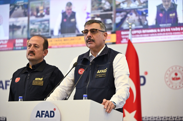 Bakan Çiftçi son durumu paylaştı: İstanbul'dan 8 bin 815 ihbar geldi