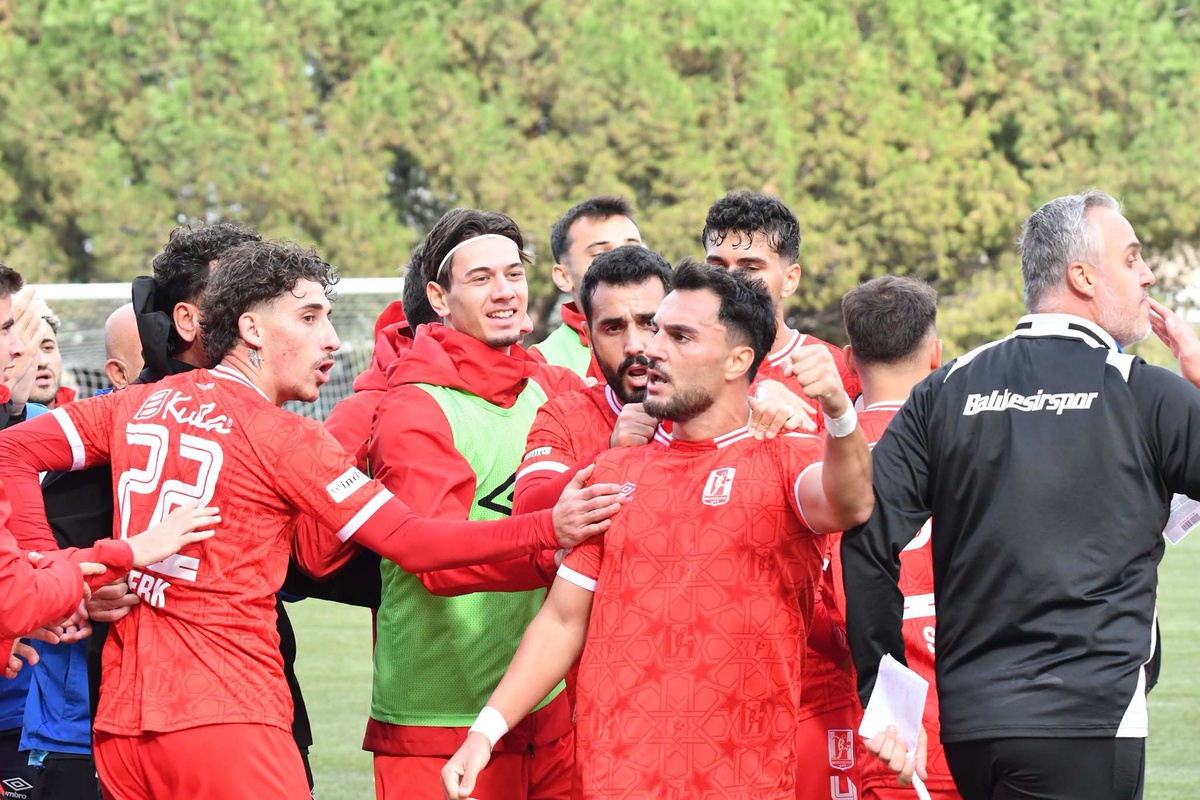 Balıkesirspor, Etimesgut\'un gol yemeden 3\'te 3 serisini bitirmeyi hedefliyor