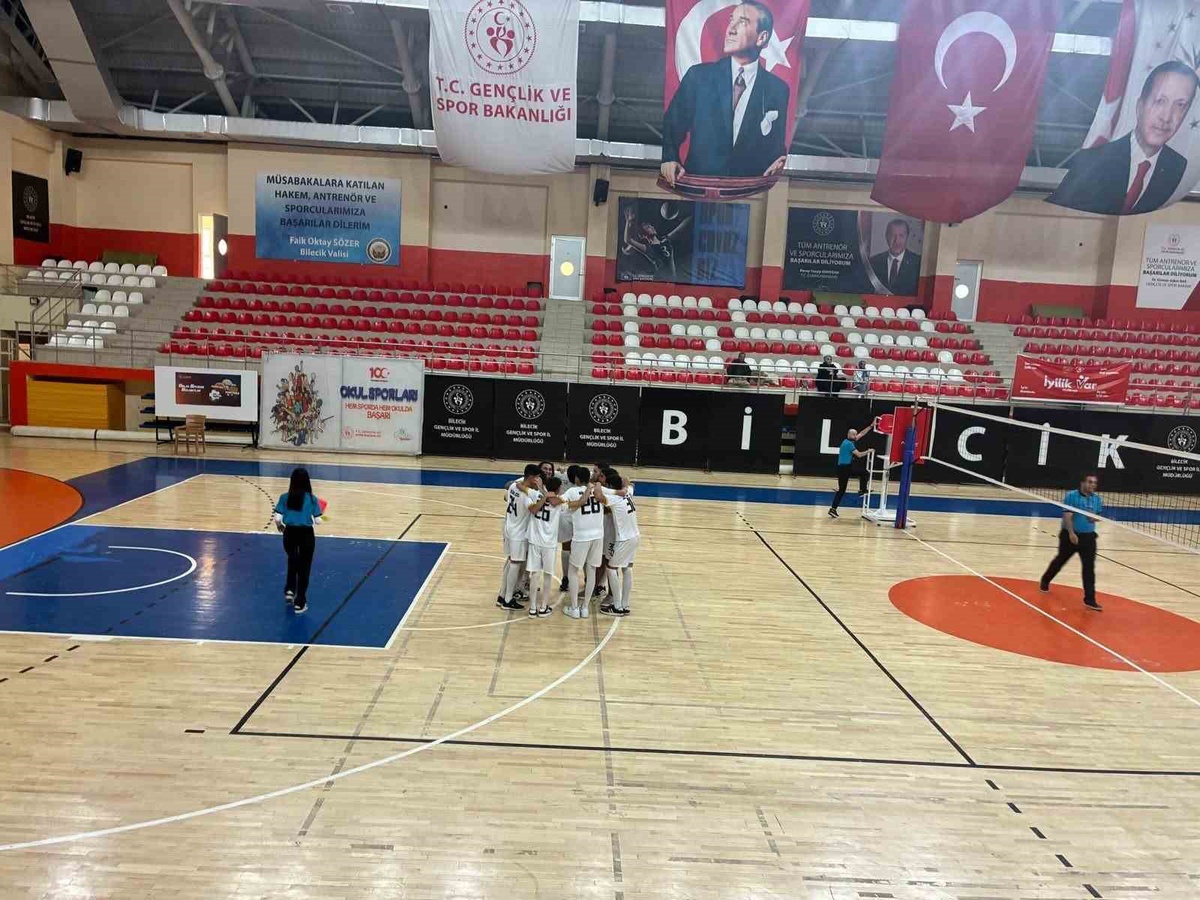 Bilecik\'te koruma altındaki çocuklar voleybolda Düzce\'yi 3-0 yenip üst tura çıktı