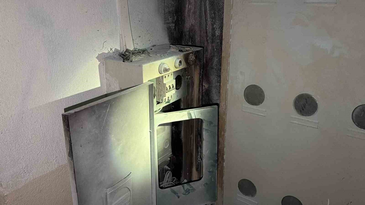 Bolu\'da apartman panosundaki yangın söndürüldü, dumandan etkilenen kişiye müdahale edildi
