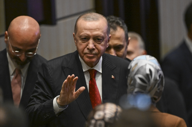 Cumhurbaşkanı Erdoğan'dan ders niteliğinde sözler: Kılık kıyafeti sebebiyle...