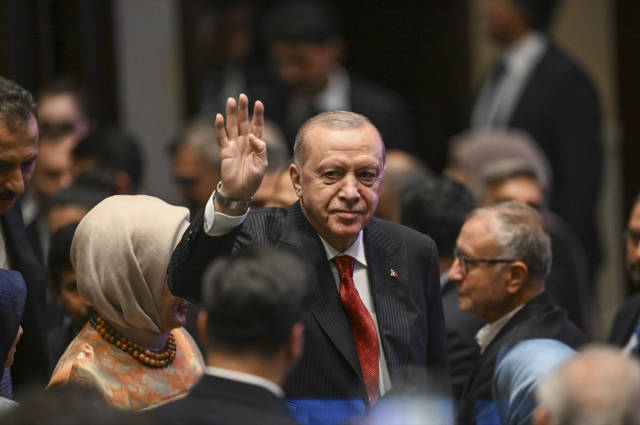 Cumhurbaşkanı Erdoğan'dan ders niteliğinde sözler: Kılık kıyafeti sebebiyle...
