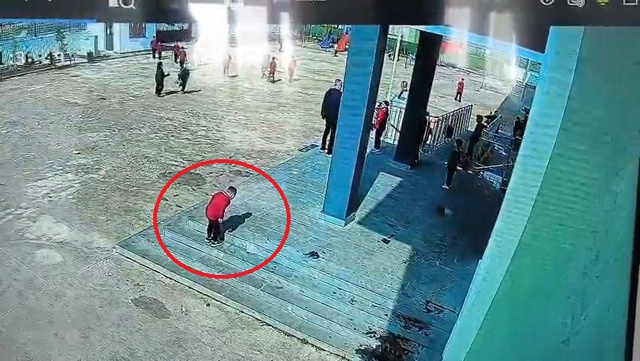 Müdür yardımcısı Heimlich manevrasıyla öğrenciyi kurtardı