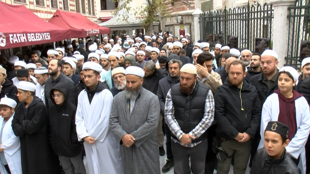 Elektriğe kapılarak ölen 14 yaşındaki genç hafız son yolculuğuna uğurlandı