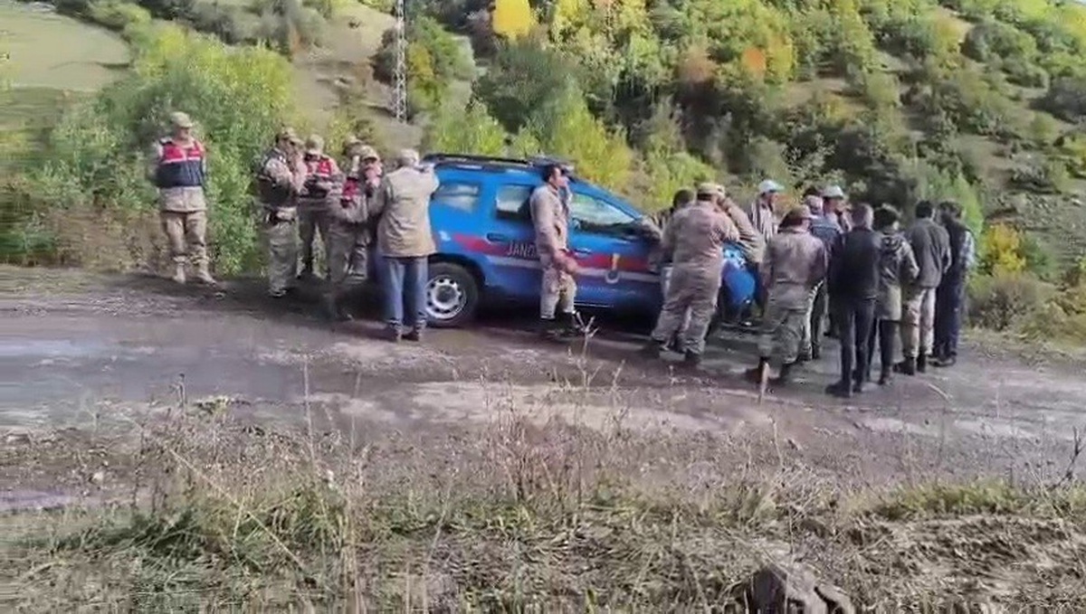 Erzurum Şenkaya\'da su kaynağı tartışmasına jandarma müdahale etti