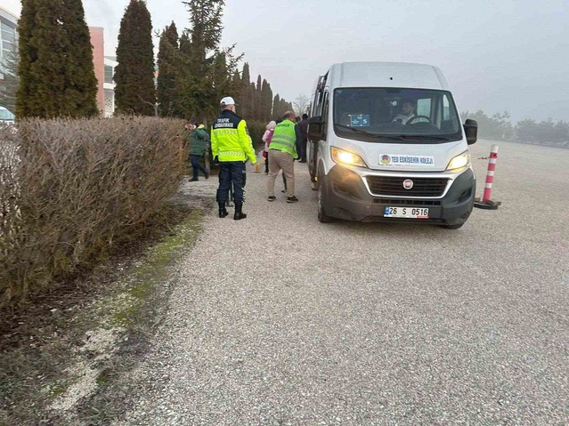 Eskişehir'de 80 okul ve 24 servise jandarma denetimi yapıldı, olumsuzluk yok