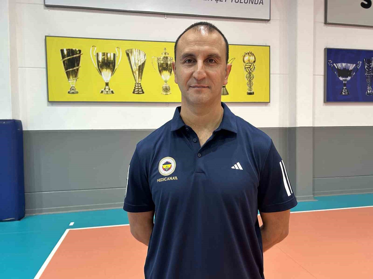 Fenerbahçe Medicana Başantrenörü Atik, yeni sezonda çifte şampiyonluk hedefliyor