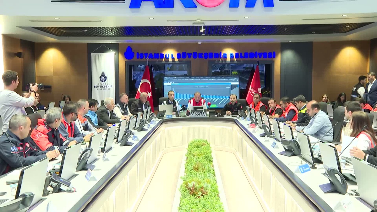 İBB Başkanvekili Aslan, yağışta ölen 2 kişi için başsağlığı diledi