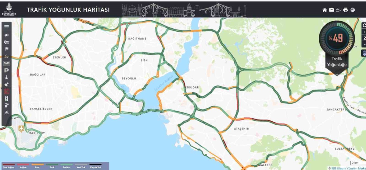 İstanbul\'da sabah trafiği yüzde 49 ölçüldü, vatandaşlar rüzgarda zorlandı