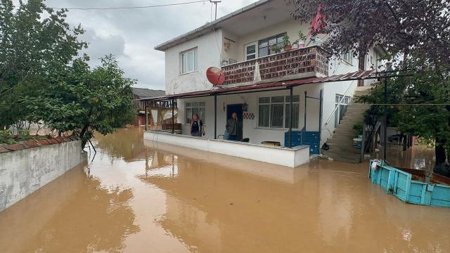 İstanbul ve Kocaeli'nin ardından bir büyükşehirde daha okullar yarın tatil edildi