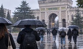 İstanbul'da 24 üniversitede yüz yüze eğitime 1 gün daha ara verildi