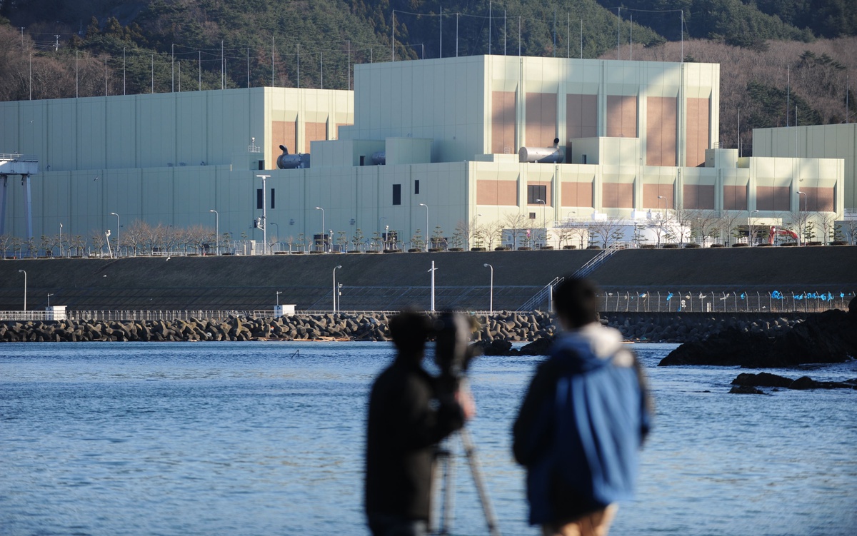 Japonya\'da Onagawa 2. reaktörü vanadaki su sızıntısı yüzünden cumartesi durdurulacak