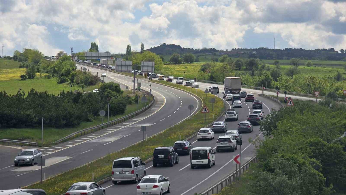 TÜİK Karabük\'te Eylül sonunda trafiğe kayıtlı 89 bin 68 taşıt olduğunu açıkladı