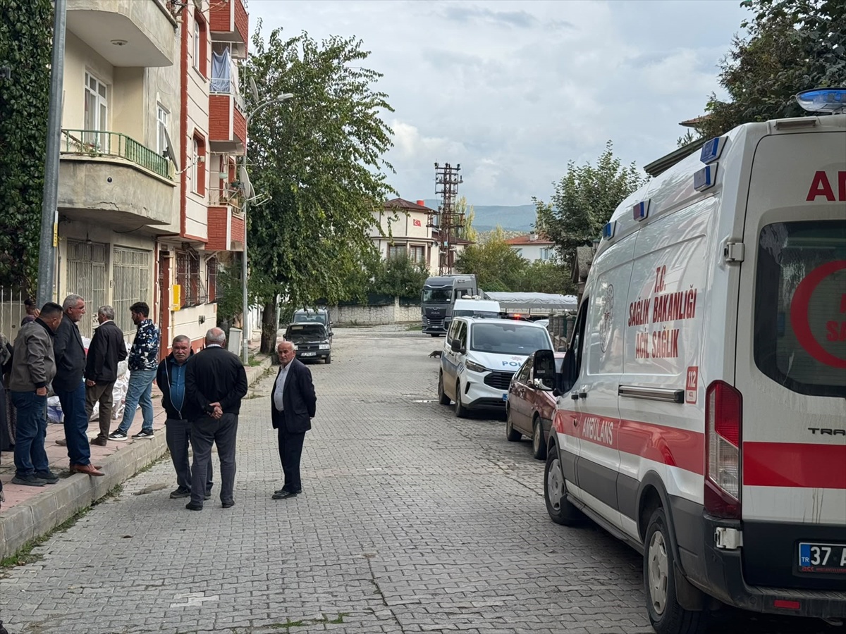 Kastamonu Taşköprü\'de 70 yaşındaki kişi ceviz topladığı bahçede ölü bulundu