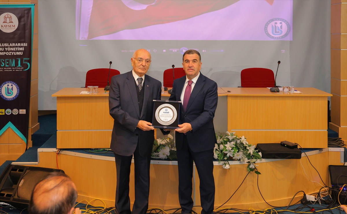 Uluslararası Kamu Yönetimi Sempozyumu Bayburt\'ta başladı, 227 akademisyen katılıyor