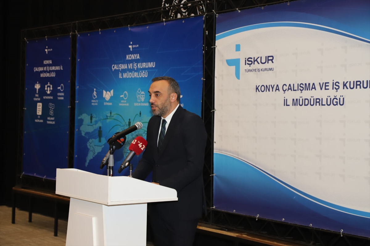 Konya Çalışma ve İş Kurumu, gençlerin beklentilerini 20 masada dinledi