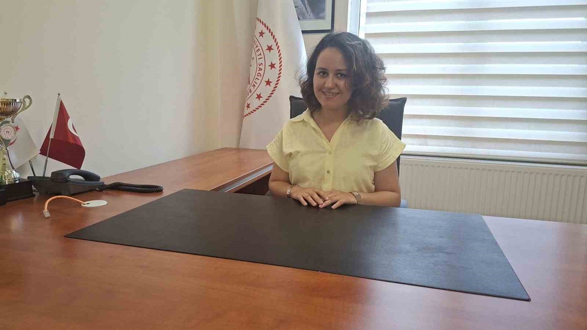 Kütahya Hisarcık\'ta İlçe Devlet Hastanesi başhekimliğine Uzm. Dr. Melike Köle atandı
