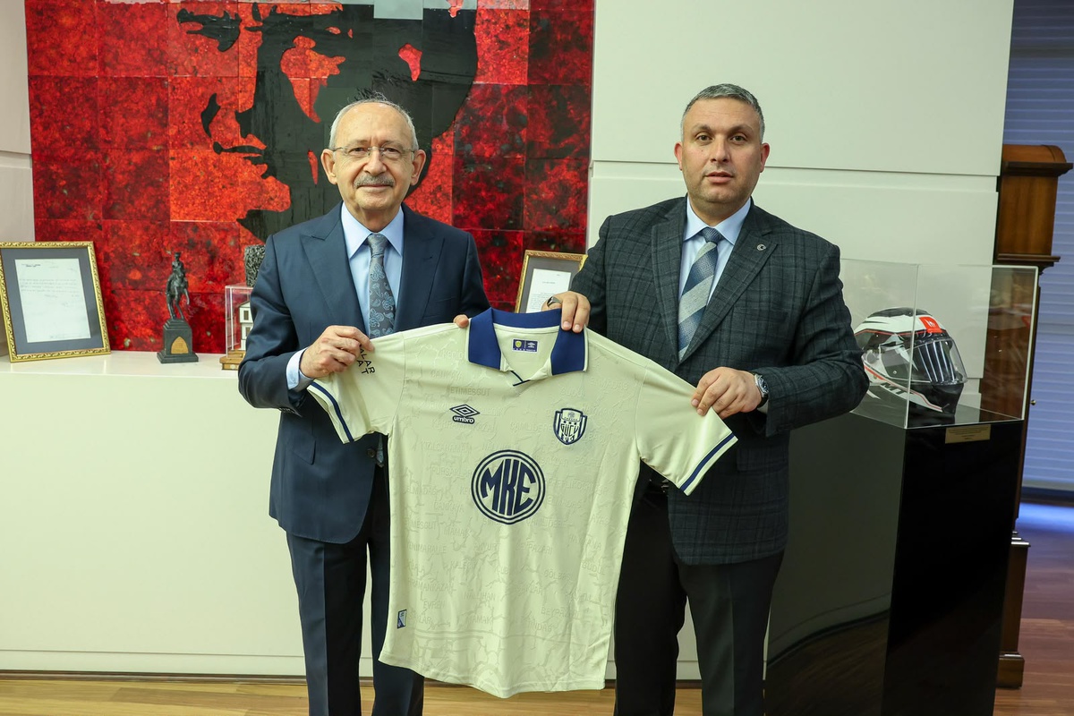 Kılıçdaroğlu, MKE Ankaragücü Başkanı Alparslan\'ı CHP Genel Merkezi\'nde kabul etti