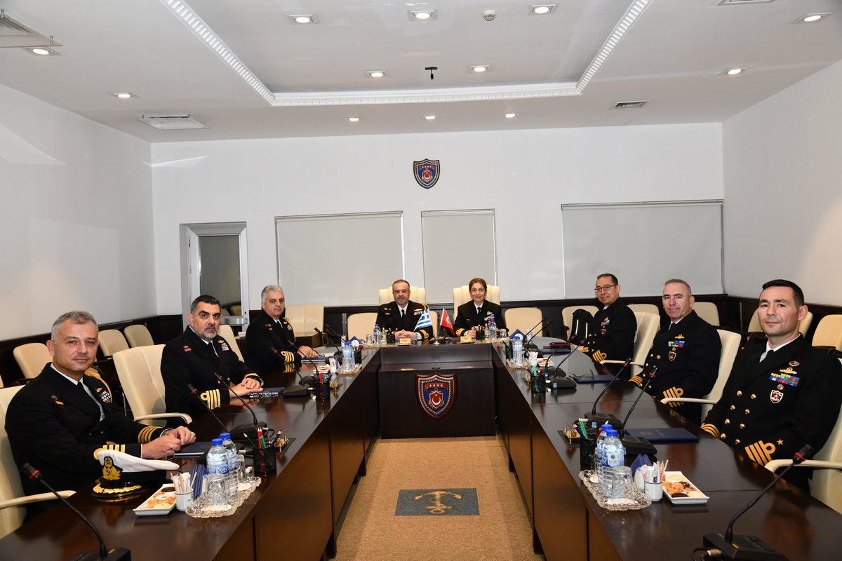 MSB, Yunan deniz heyetinin Koramiral Aydın\'ı ziyaret ettiğini bildirdi