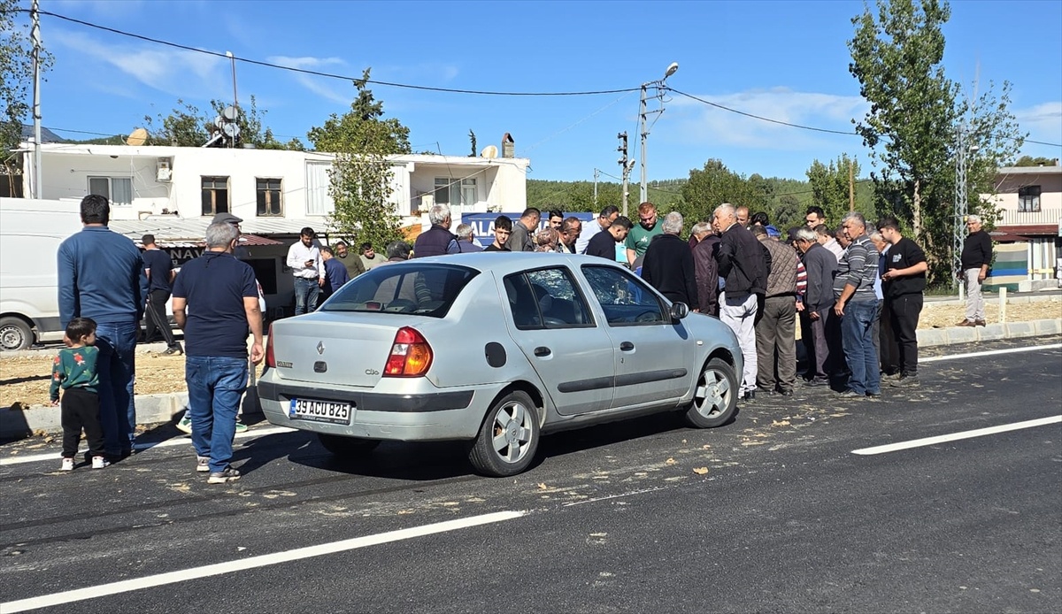 Muğla Seydikemer\'de 77 yaşındaki kişiye otomobil çarptı, hayatını kaybetti