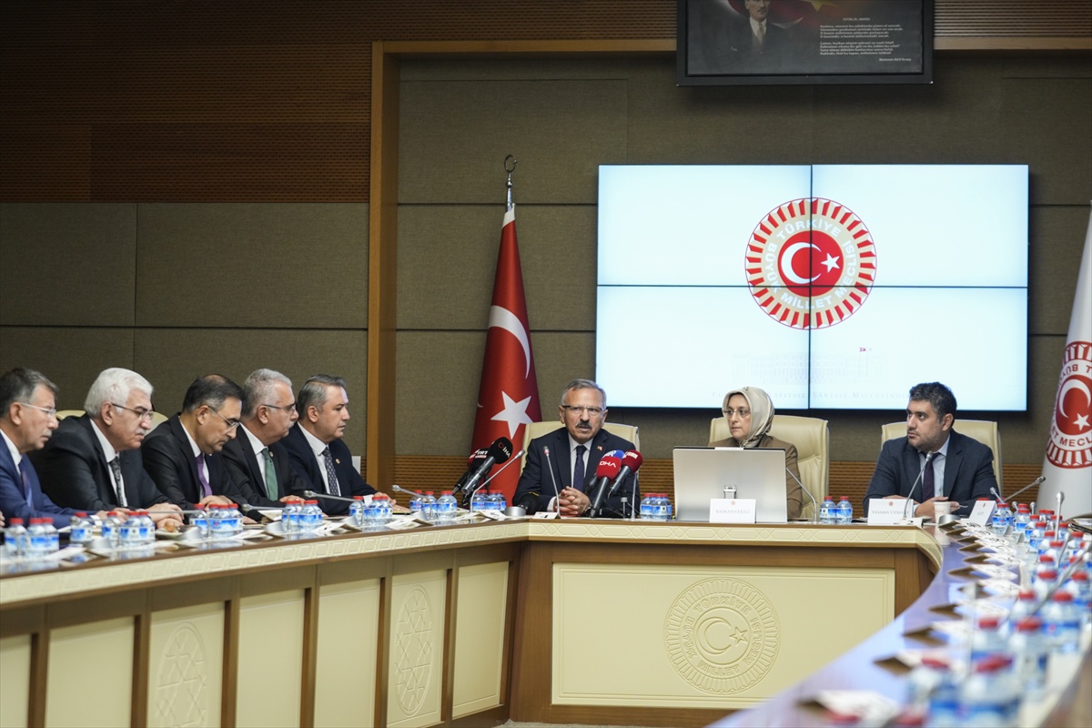 TBMM\'de okul saldırıları komisyonunun yeni başkanı AK Partili İsa Mesih Şahin oldu