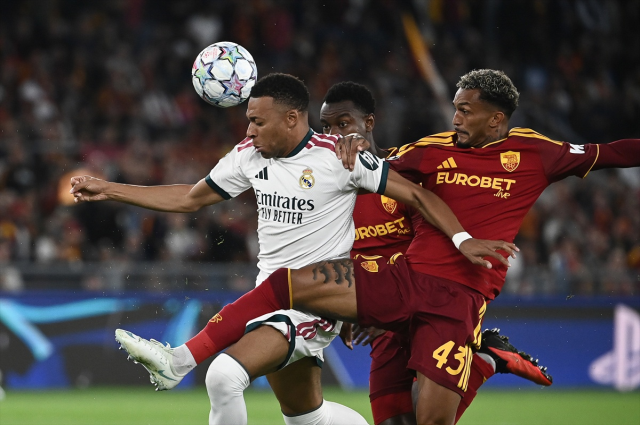 Roma taraftarları Mourinho için bunu yaptı! Sonrasında yaşananlar inanılmaz