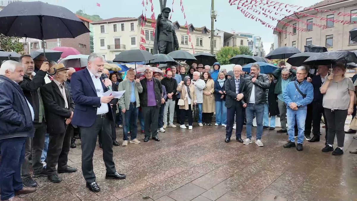 YENİ Parti Giresun\'da Halk TV\'ye kayyum kararını 81 ilde eş zamanlı protesto etti