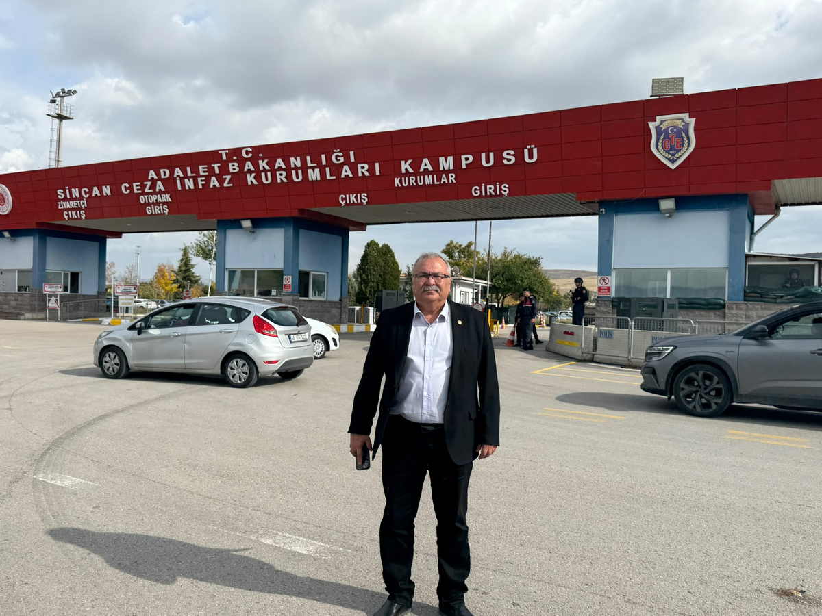 YENİ Parti Milletvekili Bülbül, Sincan Cezaevi\'nde Özalper ve Tarakçı\'yı ziyaret etti