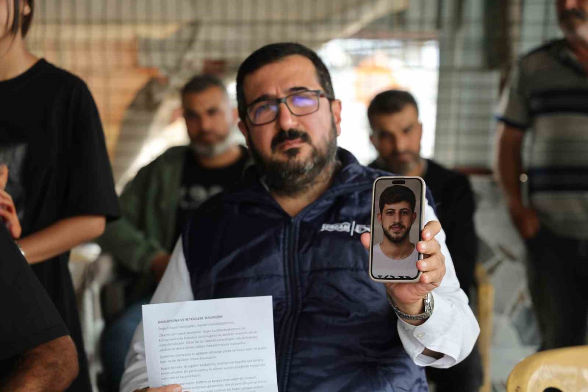 Adana’da 2 gencin öldüğü kazada sürücü tahliye edildi: Aileler gözyaşlarına boğuldu