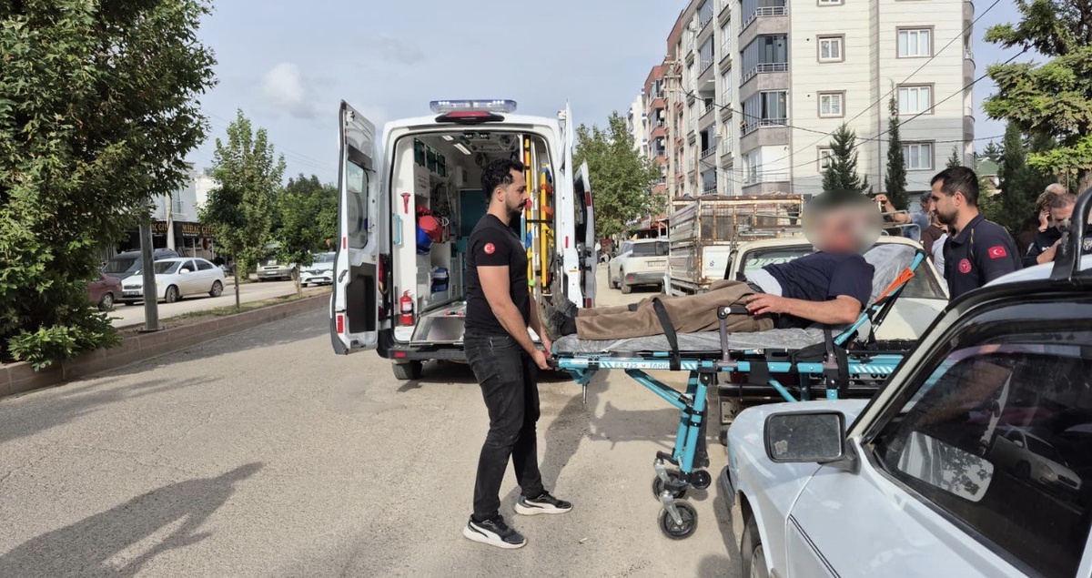 Adıyaman\'da tarım aletli saldırıda yaralanan şahıs hastanede tedavi altına alındı