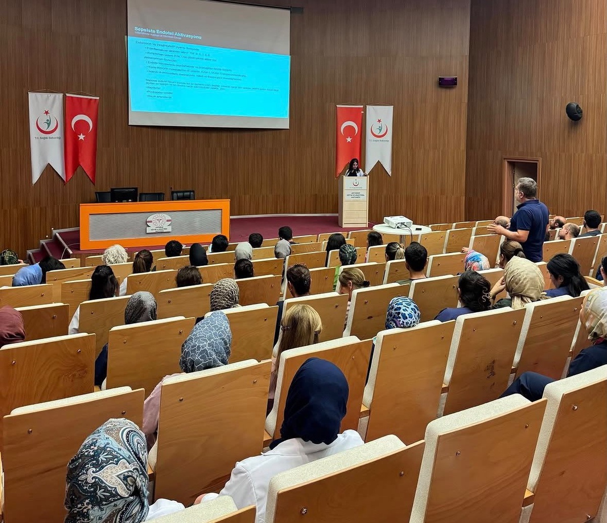 Adıyaman Eğitim ve Araştırma Hastanesi\'nde personele sepsis eğitimi düzenlendi