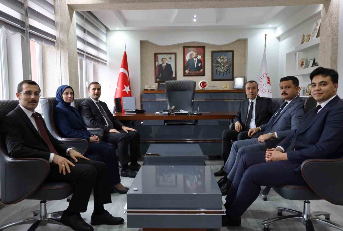 Bilecik\'te 5 ilçenin kaymakamları, İl Tarım ve Orman Müdürü ile tarımı görüştü
