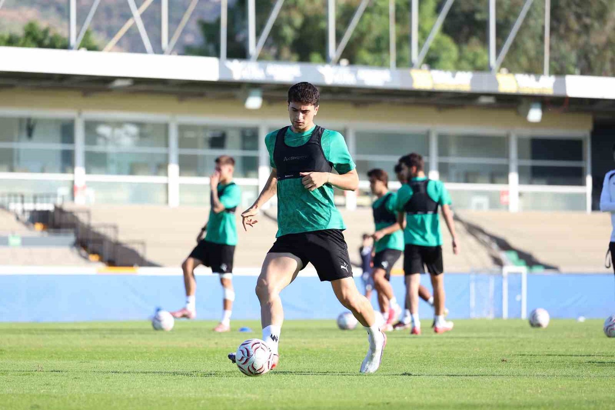 Bodrum FK Teknik Direktörü Eşer, Bandırmaspor maçı öncesi birlik ve öz güven istedi