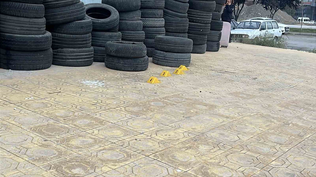 Çorum\'da oto lastik tamirhanesine tüfekle ateş açan şahıs gözaltına alındı
