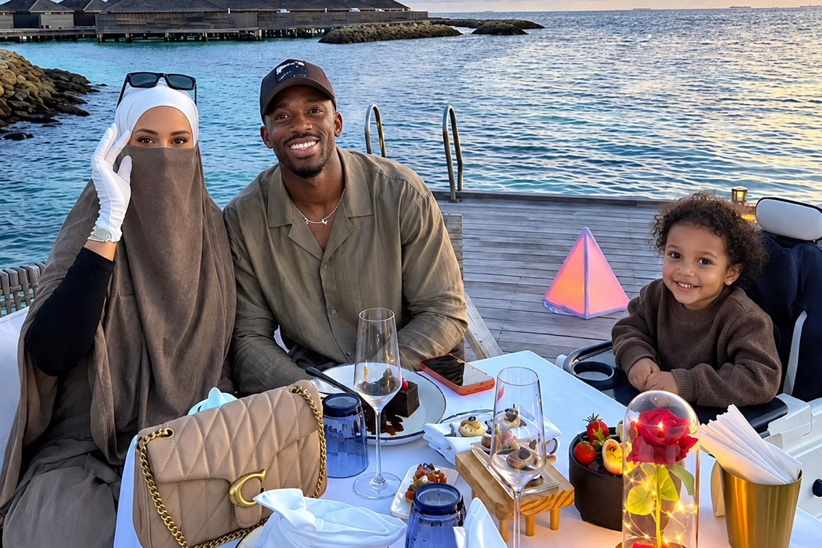 Dembele\'nin karısına yapılan hadsiz yoruma bakar mısınız