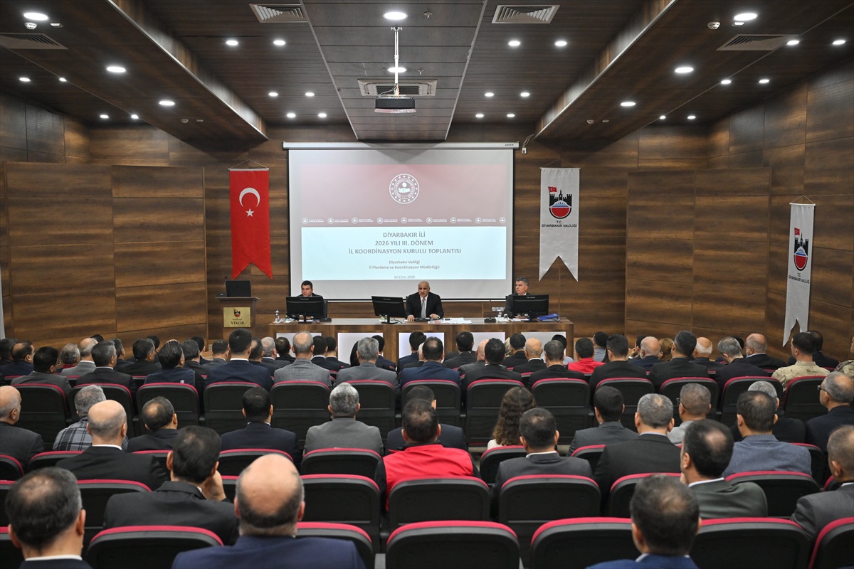 Diyarbakır\'da koordinasyon toplantısında 559 projenin bedeli 412 milyar liraya ulaştı