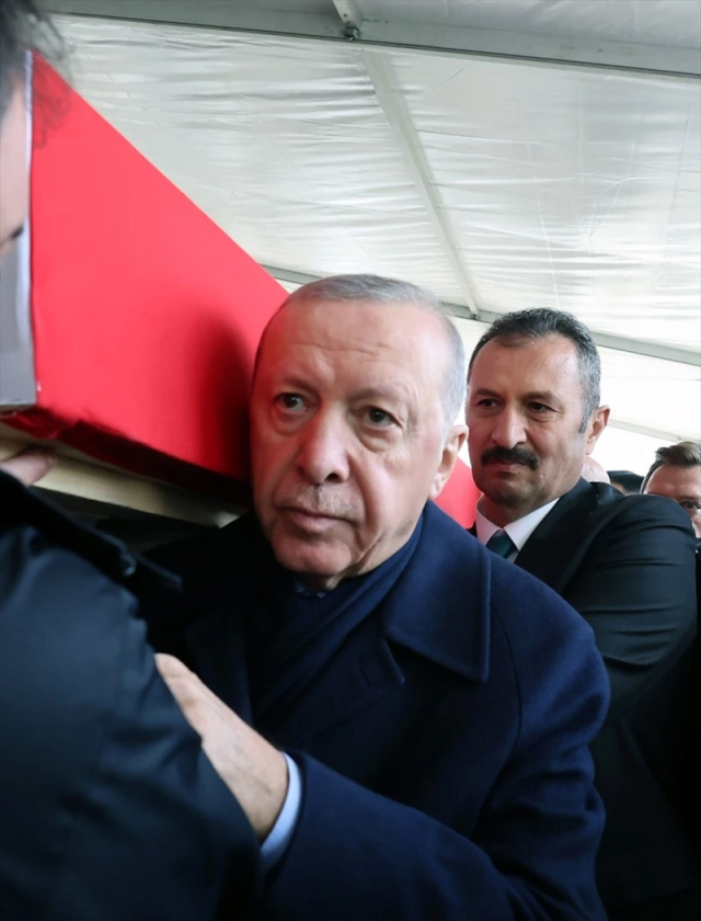 Dündar Ziya Gültekin'e veda! Cenazeye Cumhurbaşkanı Erdoğan'ın sözleri damga vurdu