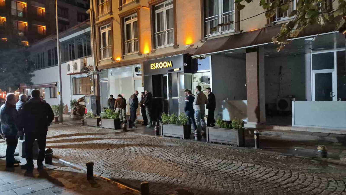 Eskişehir\'de otel sahibi kendi otelinde ölü bulundu, ölümü şüpheli görüldü