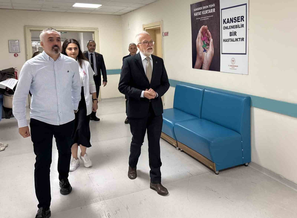 Eskişehir İl Sağlık Müdürü, farkındalık ayında kadınları ücretsiz mamografiye çağırdı