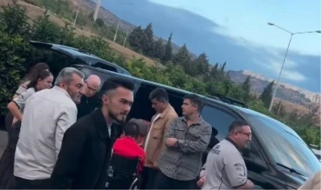 İbrahim Tatlıses, Kadıköy Boğası ile buluştu
