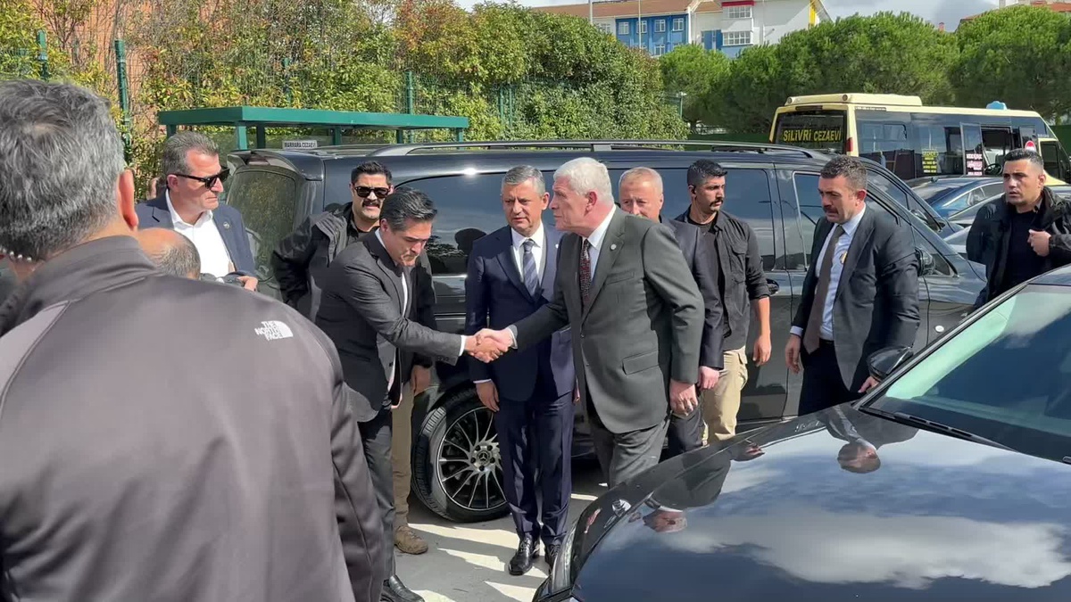 İYİ Parti Genel Başkanı Dervişoğlu, İmamoğlu\'nun duruşması için Silivri\'ye geldi