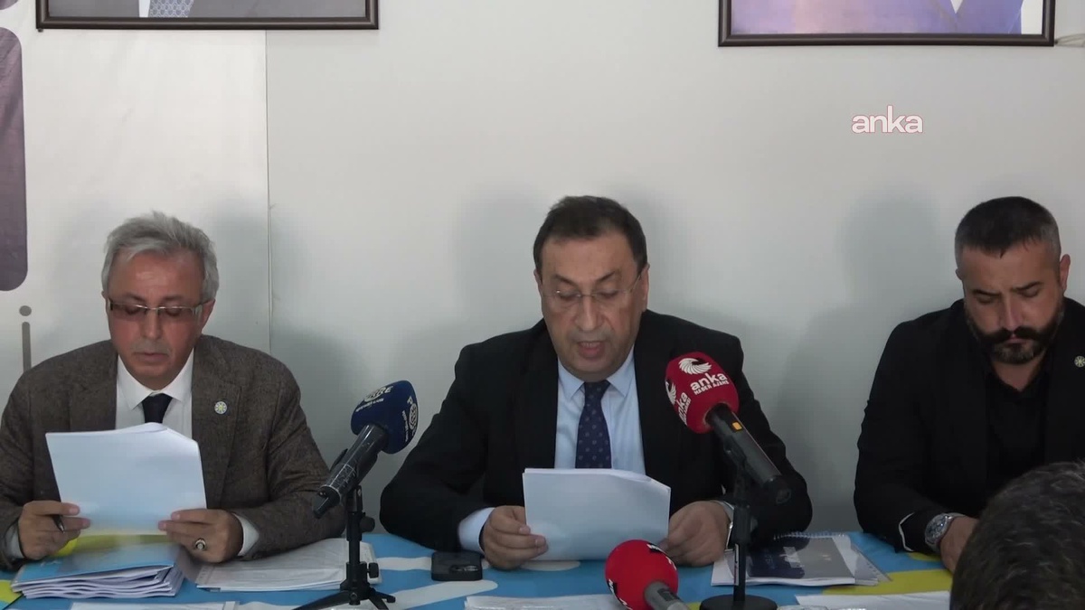 İYİ Partili İsmail Yücel Adıyaman\'da Halk TV\'nin kapatılmasını ve kayyumu eleştirdi